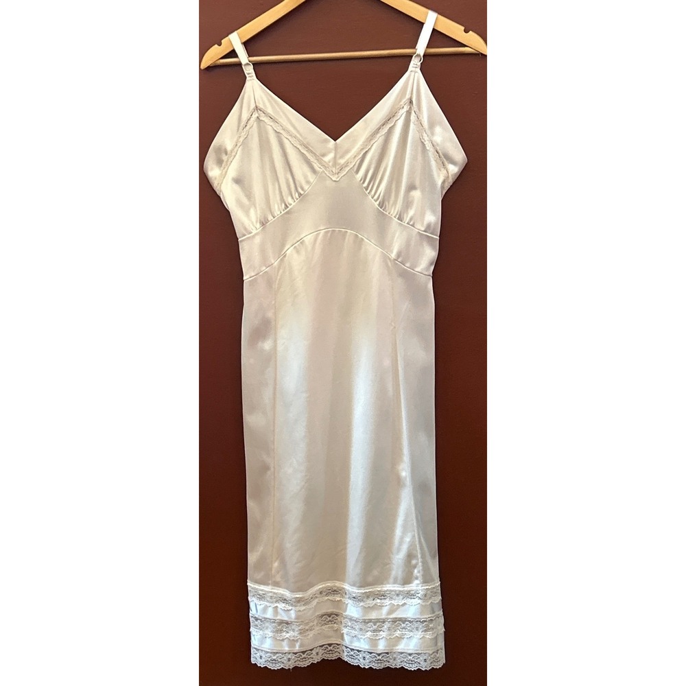 Vintage Velrose Satin Full Slip Dress Coquette Balletcore Romantic 34 Old Money